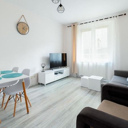 Apartamenty Everysky - Kraszewskiego 2 Jelenia Gora Exterior photo