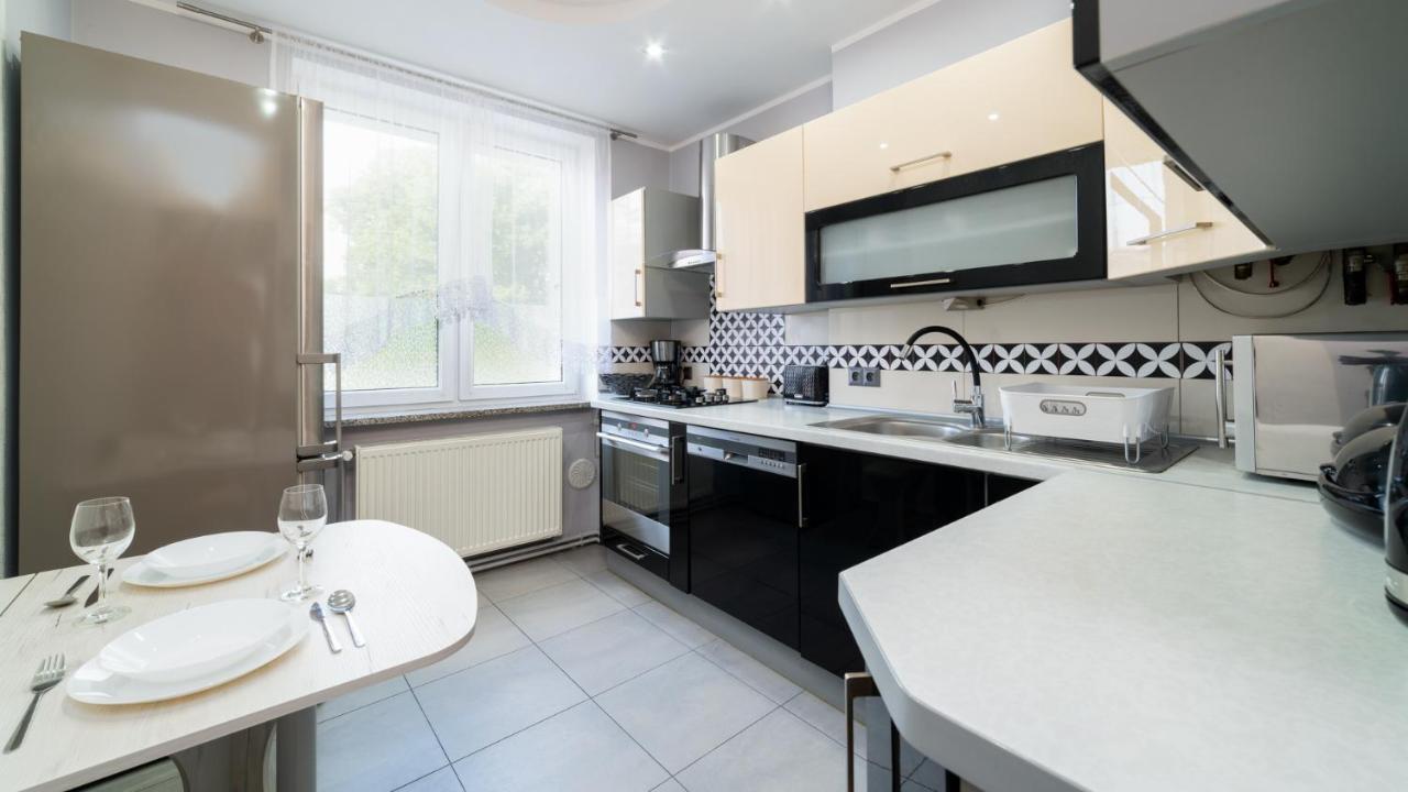 Apartamenty Everysky - Kraszewskiego 2 Jelenia Gora Exterior photo